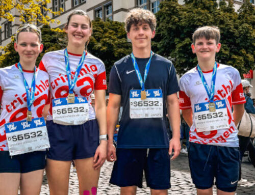 Trainingseinheit für junge Triathleten beim Düsseldorf Marathon